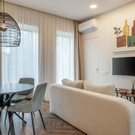 Green House Downtown Apartments With Private Free Parking And Bike Storage Klaipėda Esterno foto